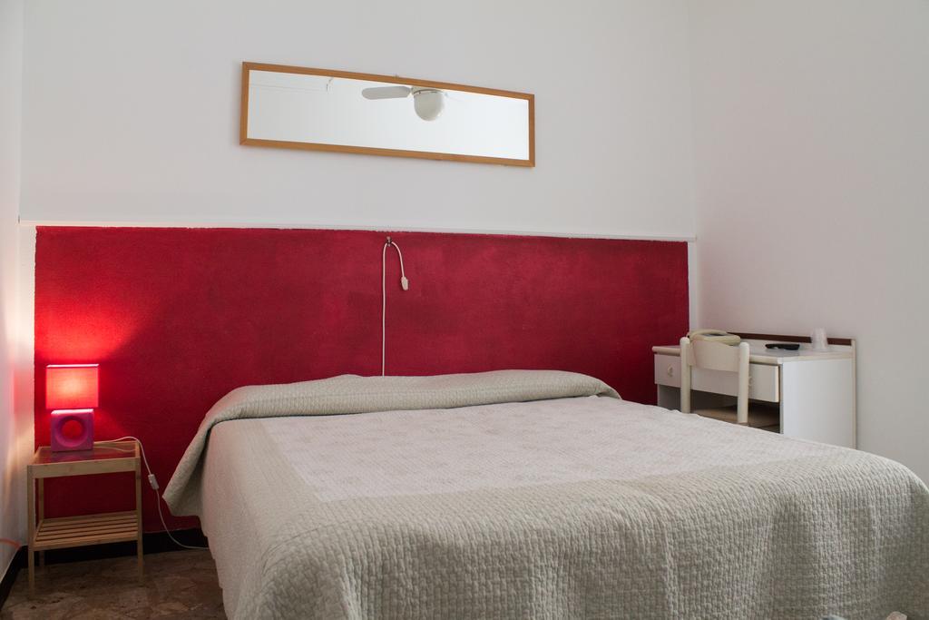 Albergo Fanny Alassio Exteriör bild