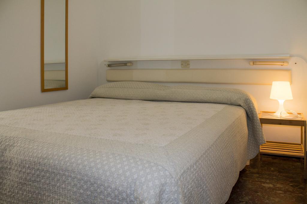 Albergo Fanny Alassio Exteriör bild