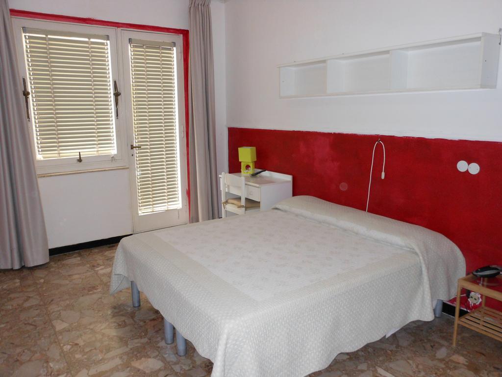 Albergo Fanny Alassio Exteriör bild